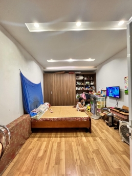 Nhà ĐẸP TRƯƠNG ĐỊNH, 20m OTO, 35m2, AN NINH TỐT, NHỈNH 3.65 tỷ
