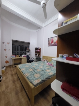 Bán nhà Ngô Quyền 38m2 4T chỉ hơn 4tỷ lô góc ô tô nhà đẹp