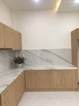 Nhà bán Phan Huy Ích, P12, siêu phẩm lung linh giá nhỉnh 5tỷ.