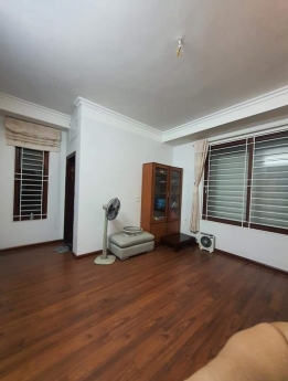 Căn Góc, Ô Tô 20m, Đào Tấn 78 x 4 tầng, MT 5.5m, giá 8.4 tỷ