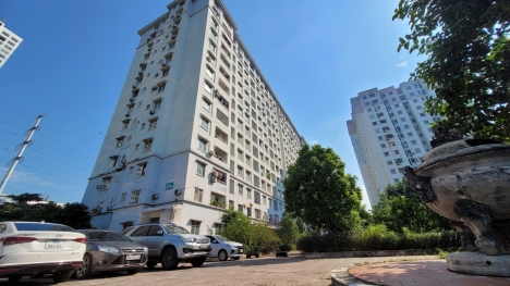 CHUNG CƯ TP GIAO LƯU 77M 2 NGỦ GIÁ CHỈ 2 TỶ 500TR