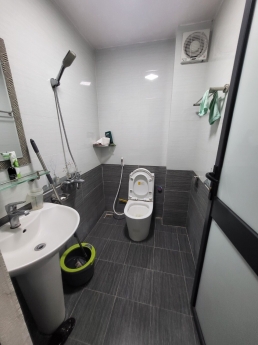 Bán nhà Ngô Quyền 38m2 4T chỉ hơn 4tỷ lô góc ô tô nhà đẹp