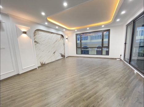 HOA HẬU NGÃ TƯ SỞ - 8 TẦNG THANG MÁY – Ô TÔ TRÁNH ĐỖ - 50M2 11 TỶ.