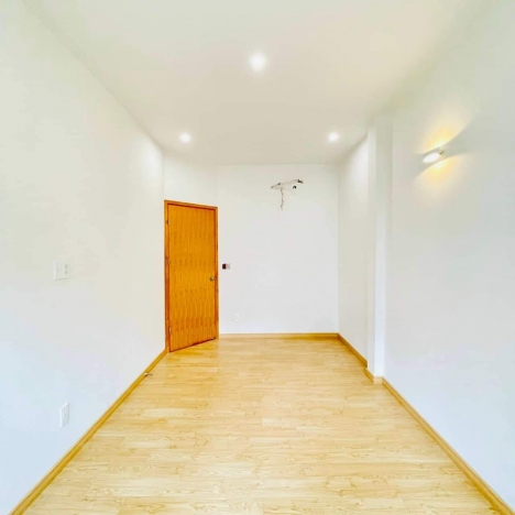 Chỉ 4,9 Tỷ - 55m2 - Ngang lớn cực hiếm - Nhà Siêu Lung Linh - Lê Văn Thọ, Gò Vấp