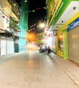 HIẾM! PHÂN LÔ LÊ THANH NGHỊ- NGÕ THÔNG, Ô TÔ ĐỖ CÁCH 20M, BA GÁC VÀO TẬN CỬA, 40m2 x 4 tầng x 4 ngủ