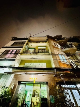 Q11, HXH TRÁNH , SÁT MT HÀN HẢI NGUYÊN, GẦN 3THÁNG2, VỪA Ở VỪA KINH DOANH, NGANG HIẾM 4.7M, SỔ