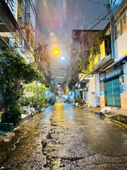 Q11, HXH TRÁNH , SÁT MT HÀN HẢI NGUYÊN, GẦN 3THÁNG2, VỪA Ở VỪA KINH DOANH, NGANG HIẾM 4.7M, SỔ