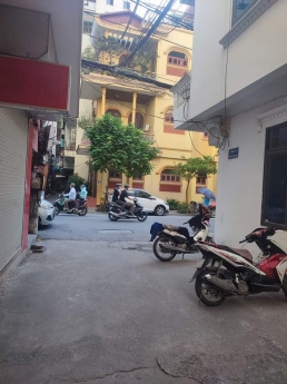 Trần Phú 33/40T2 giá 8.3 tỷ Hà Đông PHÂN LÔ 2 MẶT ĐƯỜNG Ô TÔ TRÁNH Ở VÀ KINH DOANH ĐỀU TỐT