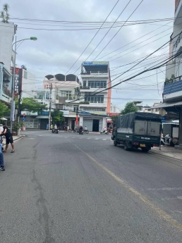 Bán Nhà Mặt TIỀN Đường Lớn Lê Hồng Phong Phước Hai Nha Trang Khánh Hòa