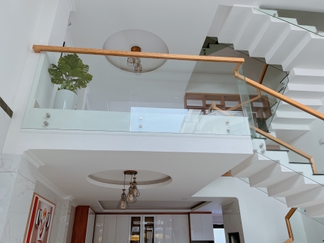 Chỉ với 1 tỷ 5 sở hữu ngay nhà phố ven sông Quận 12, khu compound cao cấp, dân cư hiện hữu. Cơ sở