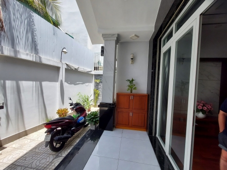 Q7-Phú Thuận-Tấn Trường 233m2 Chỉ 11 tỷ