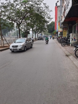Bán Đất Mặt Phố Nguyễn Khang, Cầu Giấy, 125m2, mặt tiền rộng, kinh doanh bất chấp
