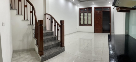 Nhà đẹp phố Ngọc Trì, ô tô, 30 m2, 5 tầng, giá chỉ 3,15 tỷ.