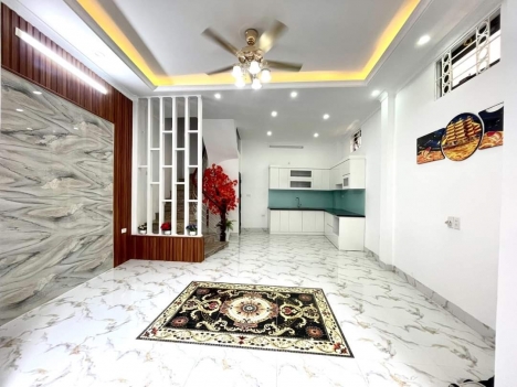 CHỦ THUA LỖ CẦN TIỀN BÁN GẤP HẠ CHÀO 300T NHÀ 5 TẦNG MỚI XÂY  33M2  NGHĨA LỘ - YÊN NGHĨA -HÀ ĐÔNG –