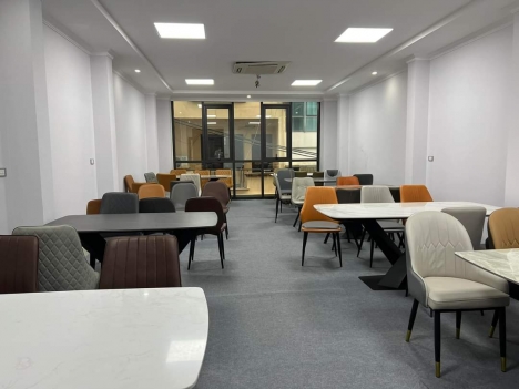 Toà VP mặt phố Nguyễn Khang thang máy, tầng hầm , ô tô tránh dừng đỗ  KDVP, Cafe 100m-22 tỷ