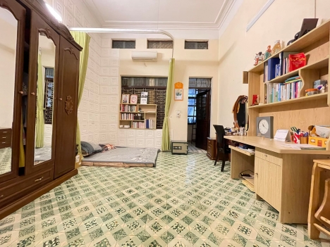 Cực Hiếm Nhà Bán Mặt Đường Nguyễn Trãi_Thang Xuân_70m2_8tỷ