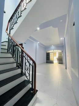 Nhà hẻm 6m-(4m*12m)-2 Tâng-Mới-Lê Văn Quới-Bình Tân-Sát mặt tiền-Giá 4 tỷ.