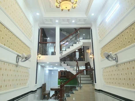 Nhà Bán 1 trệt 3 lầu  Đỗ Xuân Hợp  Quận 9  DT 110 m2 Nhỉnh 7 tỷ