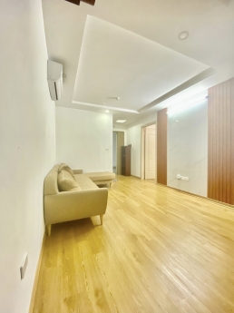 Bán căn hộ - Ruby Long Biên- ĐẸP, Đủ NỘI THẤT, 2 PN, Ban công. Nhỉnh 1 tỷ