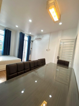 MỘT CĂN DUY NHẤT-GIÁP QUẬN 1-GẦN MẶT TIỀN-ĐỐI DIỆN SÀI GÒN PEARL NGUYỄN HỮU CẢNH -NHỈNH 3 TỶ