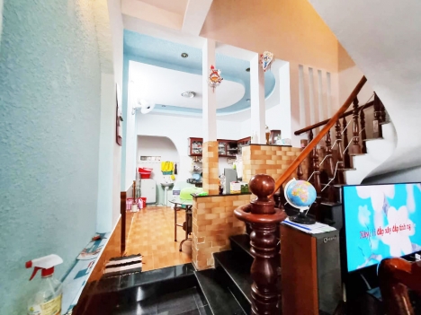 NGAY METRO Q12 - H6M 69M2 - 2 TẦNG - TIỆN ÍCH ĐẦY ĐỦ.