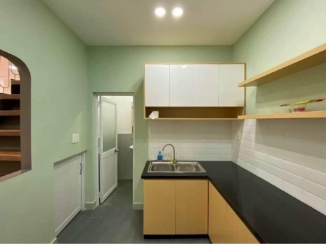 Hàng đầu tư. Bán nhà cũ 2 tầng 125m2 Đường 10 TNP B quận 9. Giá 3.99 tỷ.
