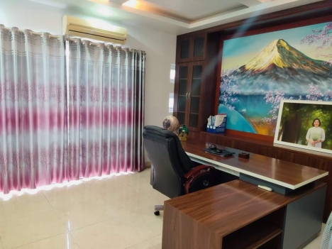 Nhà đẹp ở ngay Khu ĐT Văn Phú Hà Đông 83m 5 T MT 4,5 m 3 ô tô tránh kd 11 tỷ 8