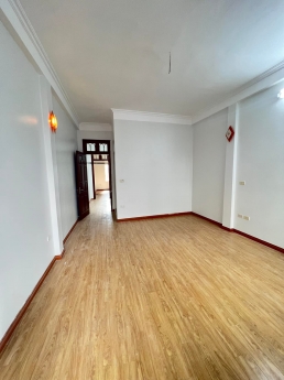 BÁN NHÀ KHƯƠNG ĐÌNH QUẬN THANH XUÂN DT79M MT4.7M 4 TẦNG 7.7 TỶ NHÀ ĐẸP Ở NGAY.
