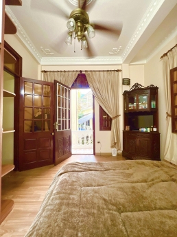 BÁN NHÀ KIM MÃ-LÔ GÓC-2 THOÁNG-FULL NỘI THẤT-46m CHỈ 5 TỶ