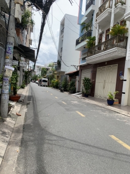 Quá đẹp còn rẻ, Nhà 2 Mt, thông Phạm VĂn Bạch và Tân Sơn, 8 ty