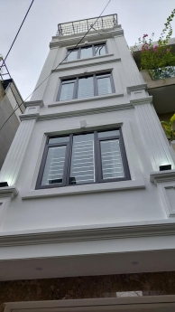 Bán nhà Lâm Hạ, Long Biên- 46m2 x  5 tầng, THANG MÁY, nhà ĐẸP,Mở VĂN PHÒNG, KINH DOANH tốt