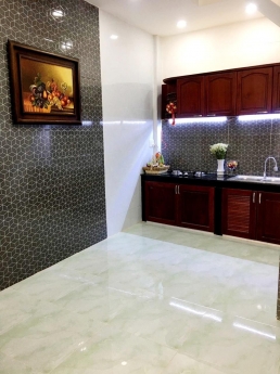 Bán Nhà MT Lạc Long Quân  Q.11 - 3 TẤM  Giá chỉ  11,3 tỷ