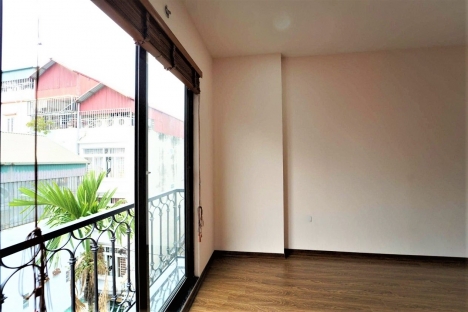 Nhỉnh 3 tỷ NHÀ 5 TẦNG 6 NGỦ Tôn Thất Tùng, Đống Đa