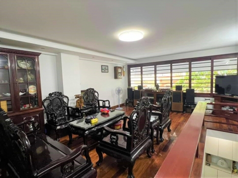 Bán nhà Quận Ba Đình, Phố Kim Mã 70M – 4 Tầng, Ô tô, KDoanh: 12.9 Tỷ