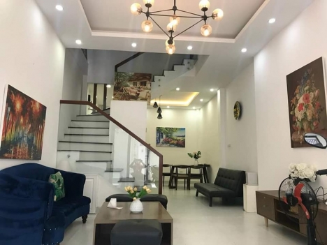 Nhà Đẹp Đón Tết, Phố Vip Thái Hà, 31m2 * 5 tầng, Nhỉnh 5 Tỷ