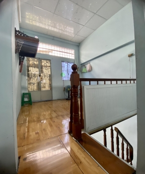 BÁN NHÀ Q.10 CHỢ HÒA HƯNG HẺM THÔNG TỨ TUNG