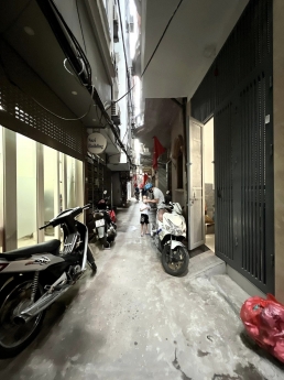BÁN NHÀ PHÂN LÔ KHU VỰ BA ĐÌNH - NHÀ ĐẸP Ở NGAY - SỔ NỞ HẬU