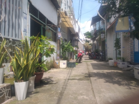 Quá đẹp còn rẻ, Chưa tới 3 tỷ, nhà CVPM Quang Trung, q12, dt 35m2