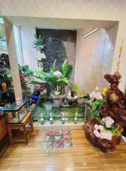 Nhà Ngô Quyền, tặng nội thất đẹp, khu cán bộ, gần phố, bãi ôtô cạnh nhà, 50mx4 tầng. Giá chỉ 4.5 tỷ