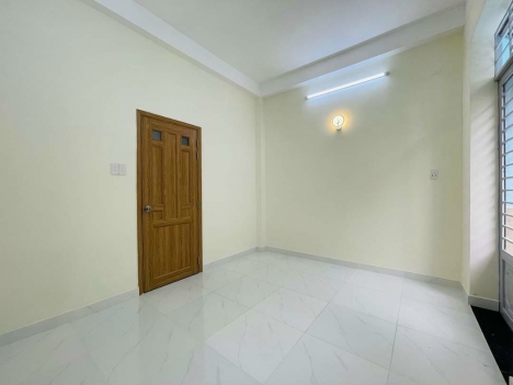 NHÀ MỚI ĐẸP 3 TẦNG , 4 PHÒNG NGỦ, XE HƠI NGỦ TRONG NHÀ,  LÊ ĐỨC THỌ - PHƯỜNG 16 - GÒ VẤP, 6.35 tỷ