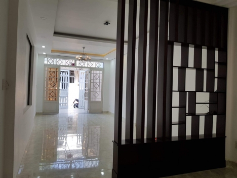 Hẻm đúng 8m Hương Lộ 2 gần Mã Lò, 4x20, 1 lầu, nhà đẹp. Giá 5.8 tỷ thương lượng