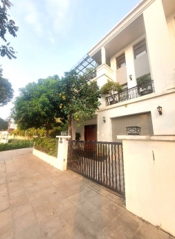 BIỆT THỰ VINHOMES  - GARDENIA - MỸ ĐÌNH. LÔ GÓC. VỈA HÈ ĐÁ BÓNG. DT 288M2. MT 30M. GIÁ 116 TỶ