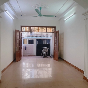 Bán nhà Ngọc Thụy 33Mx4T Dân xây đẹp ở ngay nhỉnh 3 tỷ