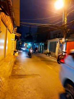 MẶT TIỀN KINH DOANH ĐƯỜNG 30 ĐỖ NHUẬN, SÁT KHU CELADON, AEON MALL, CHỢ SƠN KỲ, NHÀ MỚI ĐẸP  4TẦNG