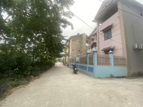 1ty2 có ngay 40m đất tại Lương Quy - Xuân Nộn - Đông Anh . đường oto đỗ đất . gọi ngay  em lợi