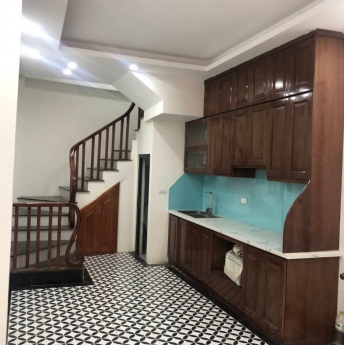 Bán nhà mới ở ngay trung tâm Cầu Giấy tiện ích bạt ngàn chỉ nhỉnh 4.2 tỷ