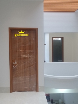 Giá cửa gỗ MDF phủ Melamine. Cửa gỗ bền, mẫu mã đa dạng