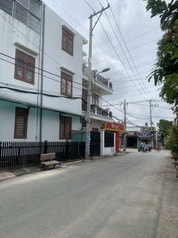 Quá đẹp còn rẻ, Nhà 2 Mt, thông Phạm VĂn Bạch và Tân Sơn, 8 ty