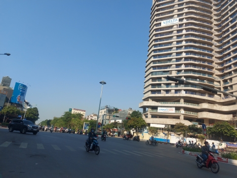 Nhà đẹp Phố Trích Sài, Quận Tây Hồ, chủ cần bán gấp, nhà 5 tầng, gara ô tô. KD.