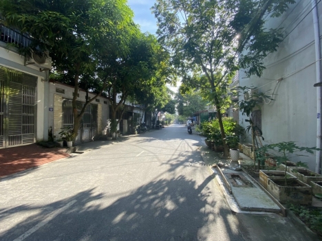 chỉ 1ty8 có ngay 60m đất tại phù lỗ - SS , chỉ cách QL3 có 100m . gọi ngay em Lợi